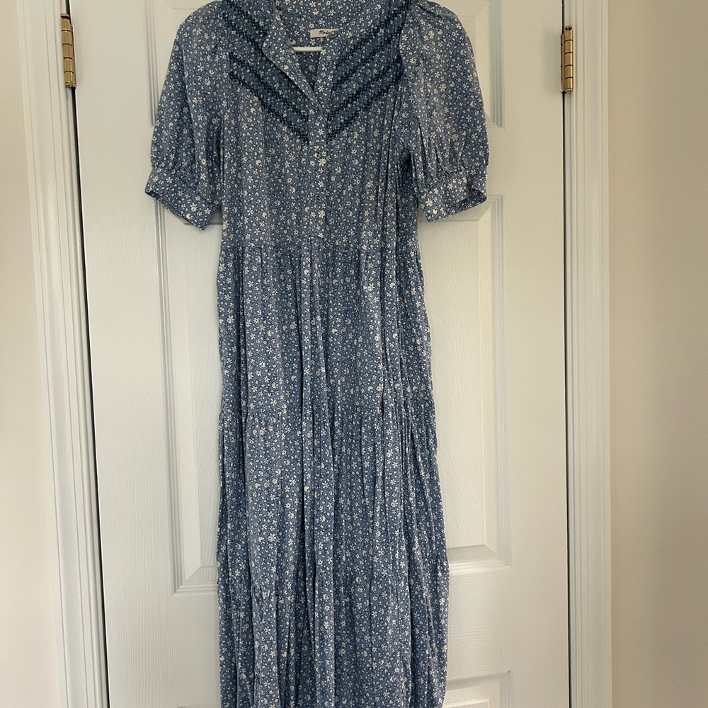 Floral Blue Midi Dress